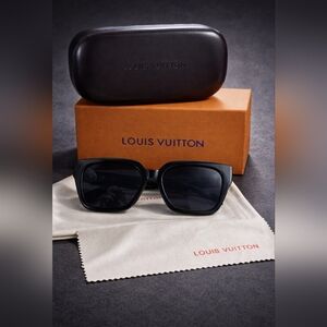 Louis Vuitton Black Sunglasses